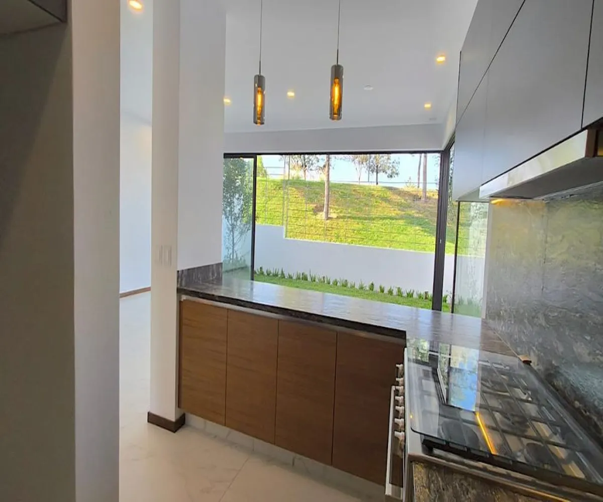 Casa En Venta,Parques Vallarta,Avenida Paseo del Norte 3322 36, Zapopan, Jalisco 45134, 3 Habitaciones,3 Baños,Avenida Paseo del Norte,3,psVuAUc Casa En Venta,Parques Vallarta,Avenida Paseo del Norte 3322 36, Zapopan, Jalisco 45134, 3 Habitaciones,3 Baños,Avenida Paseo del Norte,3,psVuAUc