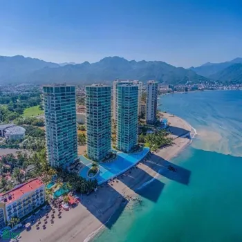 Departamento En Venta,Zona Hotelera Norte,Blvd. Francisco Medina Ascencio 2485, Puerto Vallarta, Jalisco 48333, 2 Habitaciones,2 Baños,Blvd. Francisco Medina Ascencio,3,MX251034707