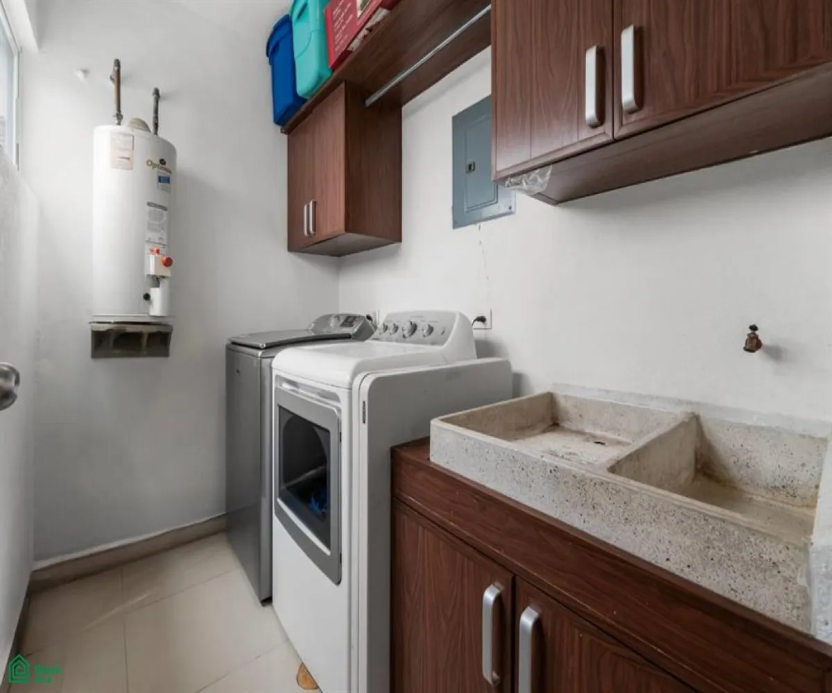 Casa En Venta,Villas Universidad,Ceiba 137, Puerto Vallarta, Jalisco 48315, 3 Habitaciones,4 Baños,Ceiba,2,MX251035229 Casa En Venta,Villas Universidad,Ceiba 137, Puerto Vallarta, Jalisco 48315, 3 Habitaciones,4 Baños,Ceiba,2,MX251035229