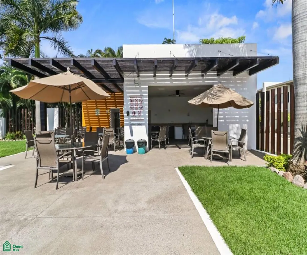 Casa En Venta,Villas Universidad,Ceiba 137, Puerto Vallarta, Jalisco 48315, 3 Habitaciones,4 Baños,Ceiba,2,MX251035229 Casa En Venta,Villas Universidad,Ceiba 137, Puerto Vallarta, Jalisco 48315, 3 Habitaciones,4 Baños,Ceiba,2,MX251035229