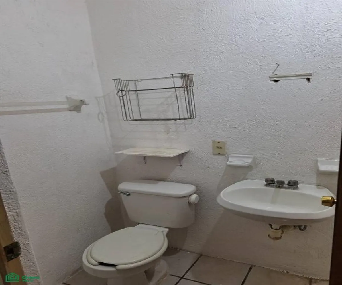 Casa En Venta,Parques las Palmas,privada Los Lobos 108, Puerto Vallarta, Jalisco 48317, 4 Habitaciones,3 Baños,privada Los Lobos,2,MX251036435 Casa En Venta,Parques las Palmas,privada Los Lobos 108, Puerto Vallarta, Jalisco 48317, 4 Habitaciones,3 Baños,privada Los Lobos,2,MX251036435