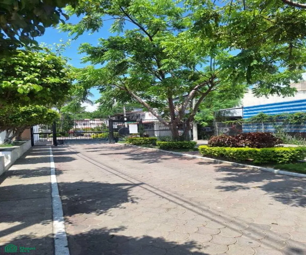 Casa En Venta,Parques las Palmas,privada Los Lobos 108, Puerto Vallarta, Jalisco 48317, 4 Habitaciones,3 Baños,privada Los Lobos,2,MX251036435 Casa En Venta,Parques las Palmas,privada Los Lobos 108, Puerto Vallarta, Jalisco 48317, 4 Habitaciones,3 Baños,privada Los Lobos,2,MX251036435