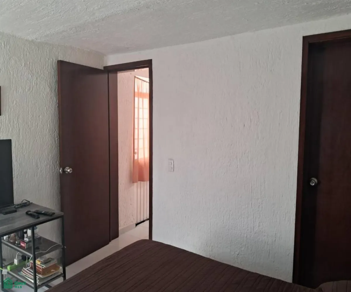 Casa En Venta,Chapala Centro,Colinas de Chalanas 36, Chapala, Jalisco 45900, 3 Habitaciones,2 Baños,Colinas de Chalanas,2,MX251036525 Casa En Venta,Chapala Centro,Colinas de Chalanas 36, Chapala, Jalisco 45900, 3 Habitaciones,2 Baños,Colinas de Chalanas,2,MX251036525