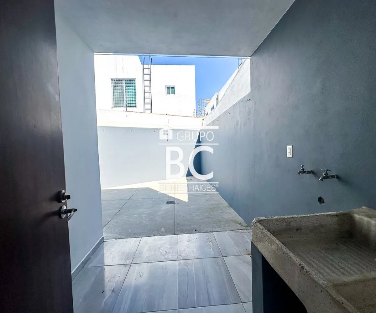 Casa En Venta,San Agustin,Avenida Camino Real a Colima S/N, Tlajomulco de Zúñiga, Jalisco 45645, 3 Habitaciones,3 Baños,Avenida Camino Real a Colima,2,pXhf65c