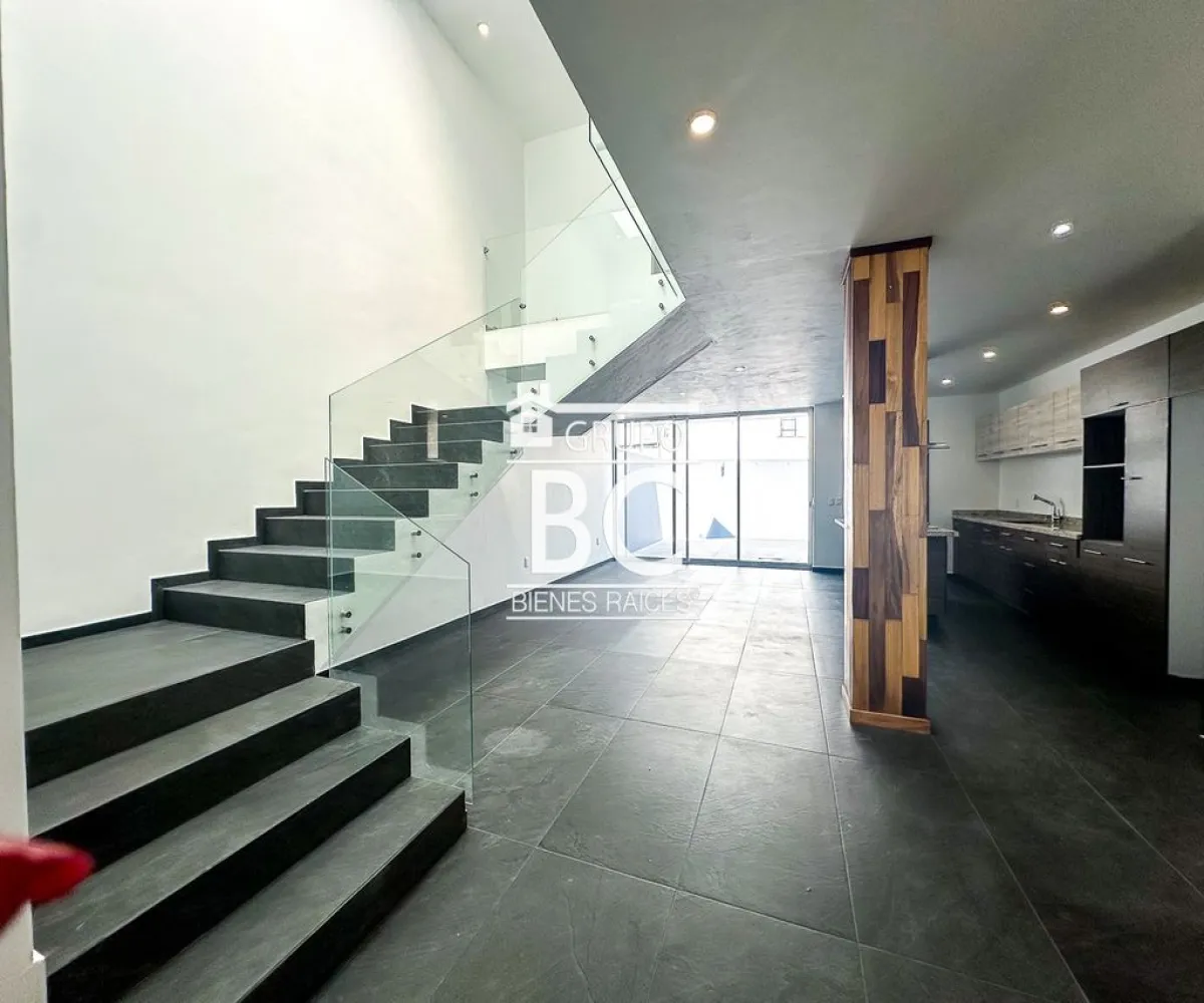 Casa En Venta,San Agustin,Avenida Camino Real a Colima S/N, Tlajomulco de Zúñiga, Jalisco 45645, 3 Habitaciones,3 Baños,Avenida Camino Real a Colima,2,pXhf65c