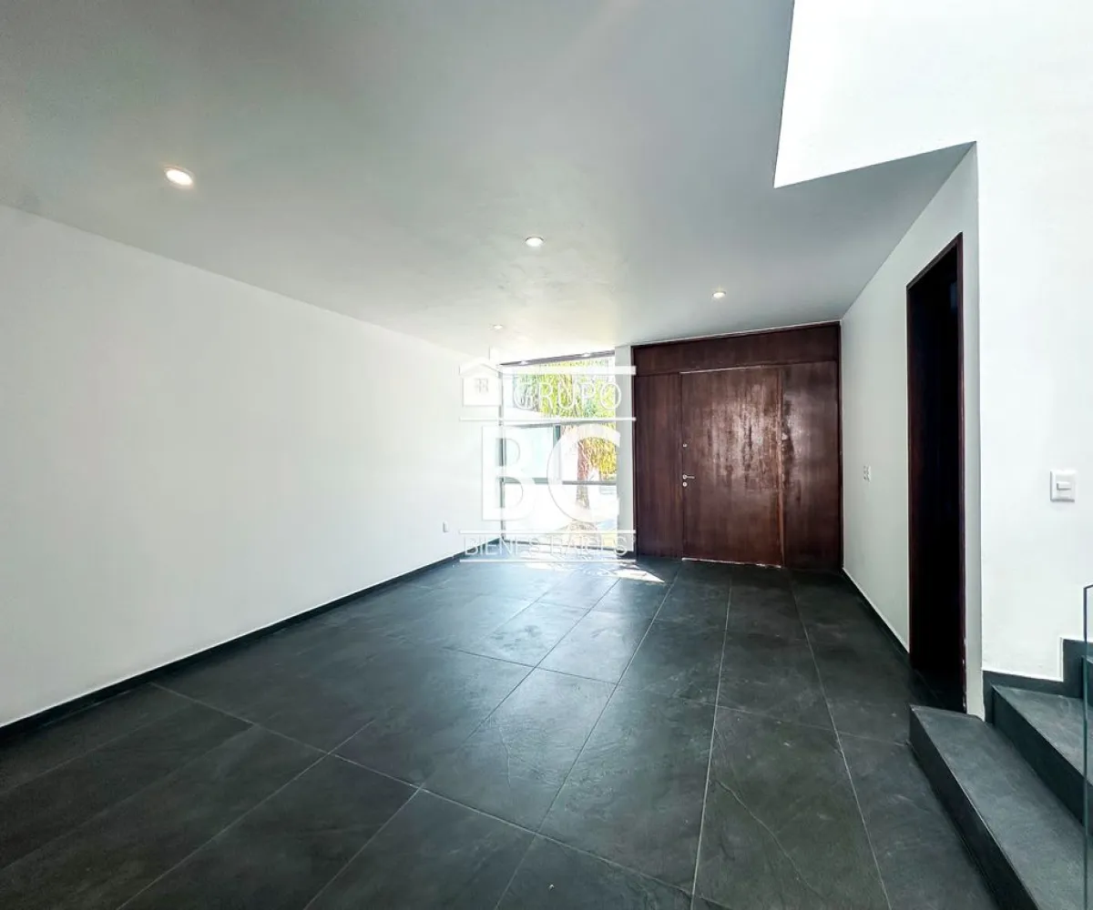 Casa En Venta,San Agustin,Avenida Camino Real a Colima S/N, Tlajomulco de Zúñiga, Jalisco 45645, 3 Habitaciones,3 Baños,Avenida Camino Real a Colima,2,pXhf65c