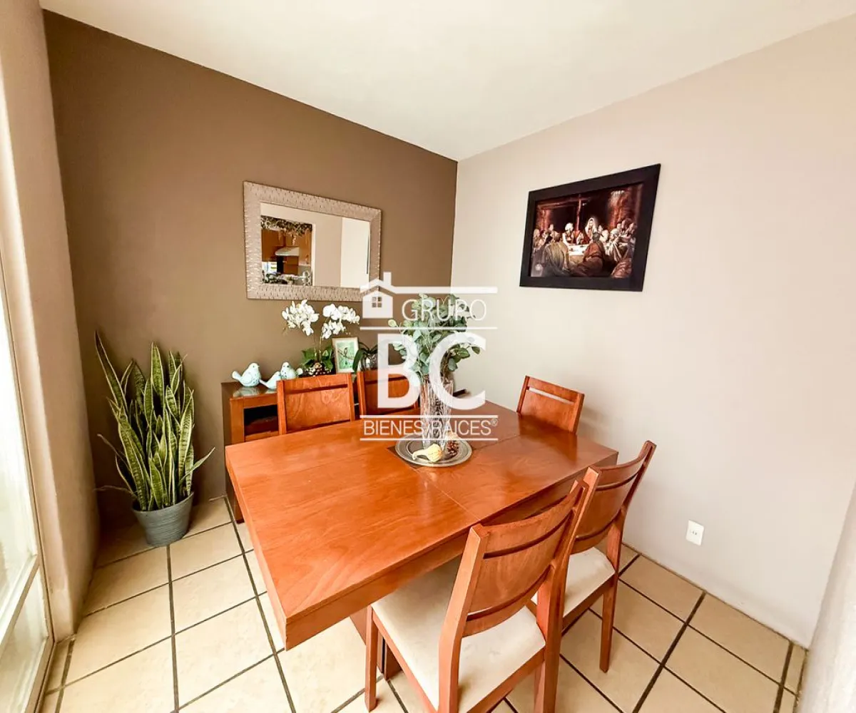 Casa En Venta,parques de tesistan 2 ,Calle Fray Miguel Pieras 575 12, Zapopan, Jalisco 45200, 3 Habitaciones,2 Baños,Calle Fray Miguel Pieras,2,pQ7kunB