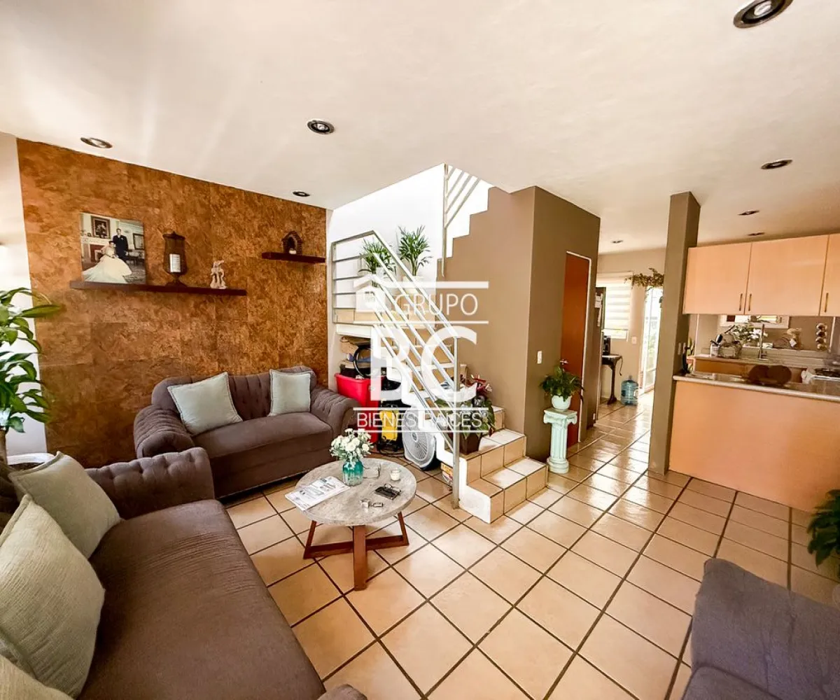 Casa En Venta,parques de tesistan 2 ,Calle Fray Miguel Pieras 575 12, Zapopan, Jalisco 45200, 3 Habitaciones,2 Baños,Calle Fray Miguel Pieras,2,pQ7kunB