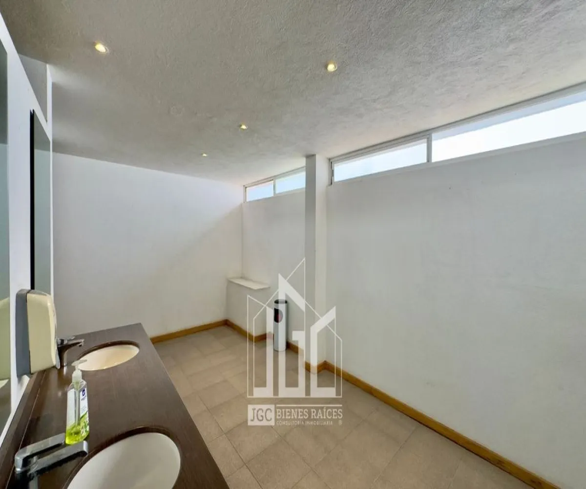 Casa En Venta,Ciudad del Sol,Avenida Xochitl 211, Zapopan, Jalisco 45050, 5 Habitaciones,4 Baños,Avenida Xochitl,1,pfyF0Uc