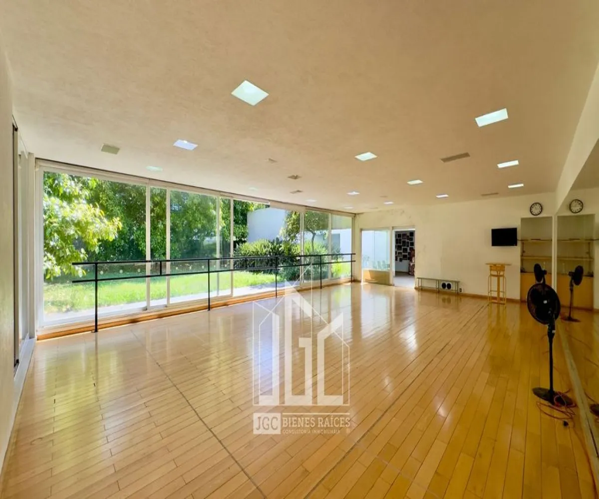 Casa En Venta,Ciudad del Sol,Avenida Xochitl 211, Zapopan, Jalisco 45050, 5 Habitaciones,4 Baños,Avenida Xochitl,1,pfyF0Uc