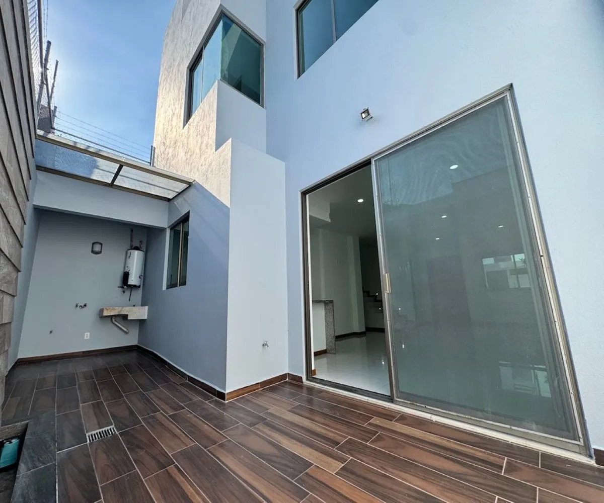 Casa En Venta,Los Almendros,Prolongación Río Blanco 1676, Zapopan, Jalisco 45135, 4 Habitaciones,3 Baños,Prolongación Río Blanco,3,pqSgwz2