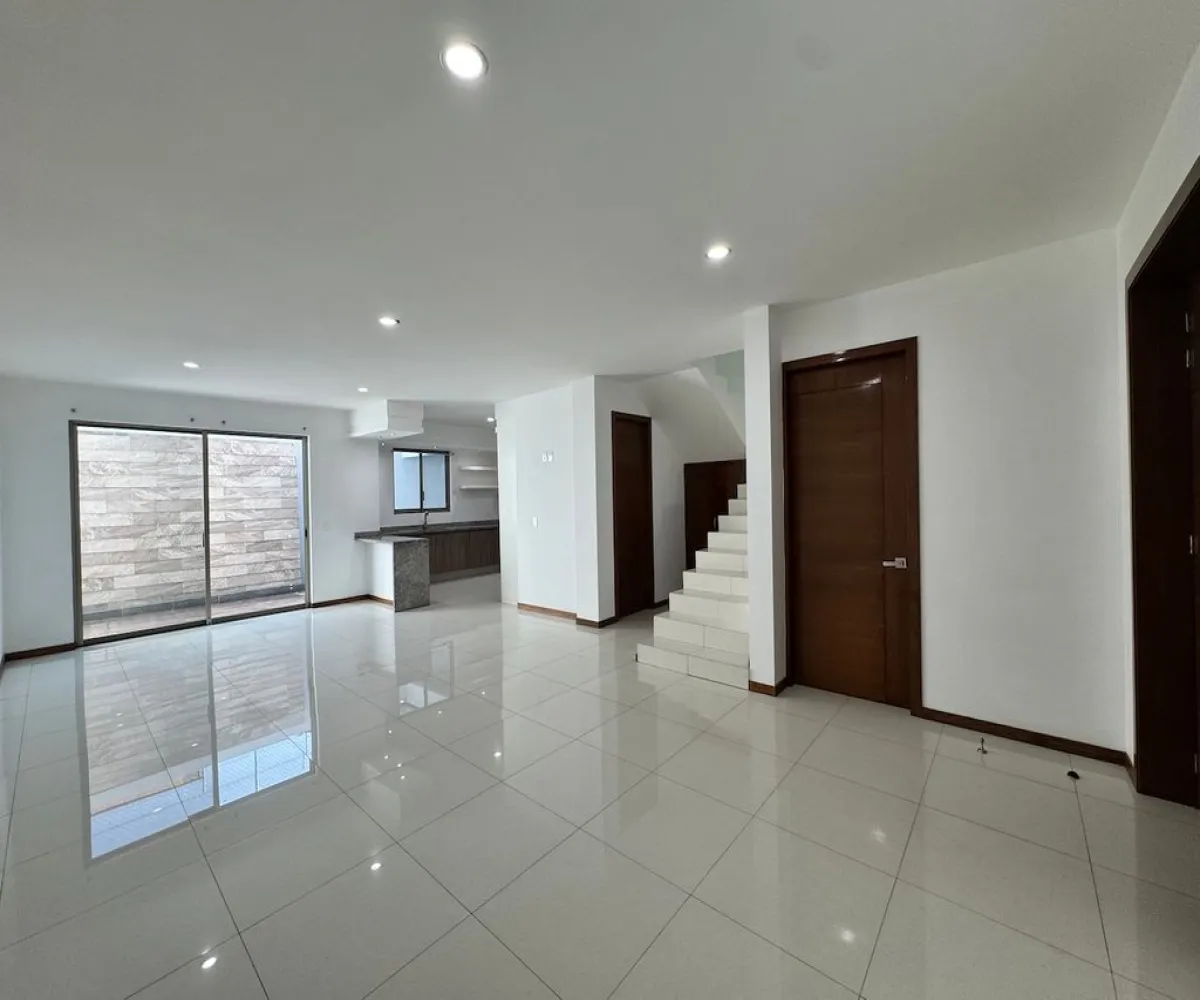 Casa En Venta,Los Almendros,Prolongación Río Blanco 1676, Zapopan, Jalisco 45135, 4 Habitaciones,3 Baños,Prolongación Río Blanco,3,pqSgwz2