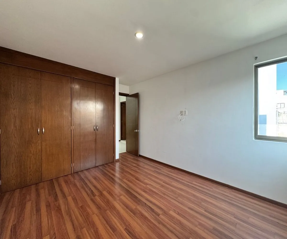 Casa En Venta,Los Almendros,Prolongación Río Blanco 1676, Zapopan, Jalisco 45135, 4 Habitaciones,3 Baños,Prolongación Río Blanco,3,pqSgwz2