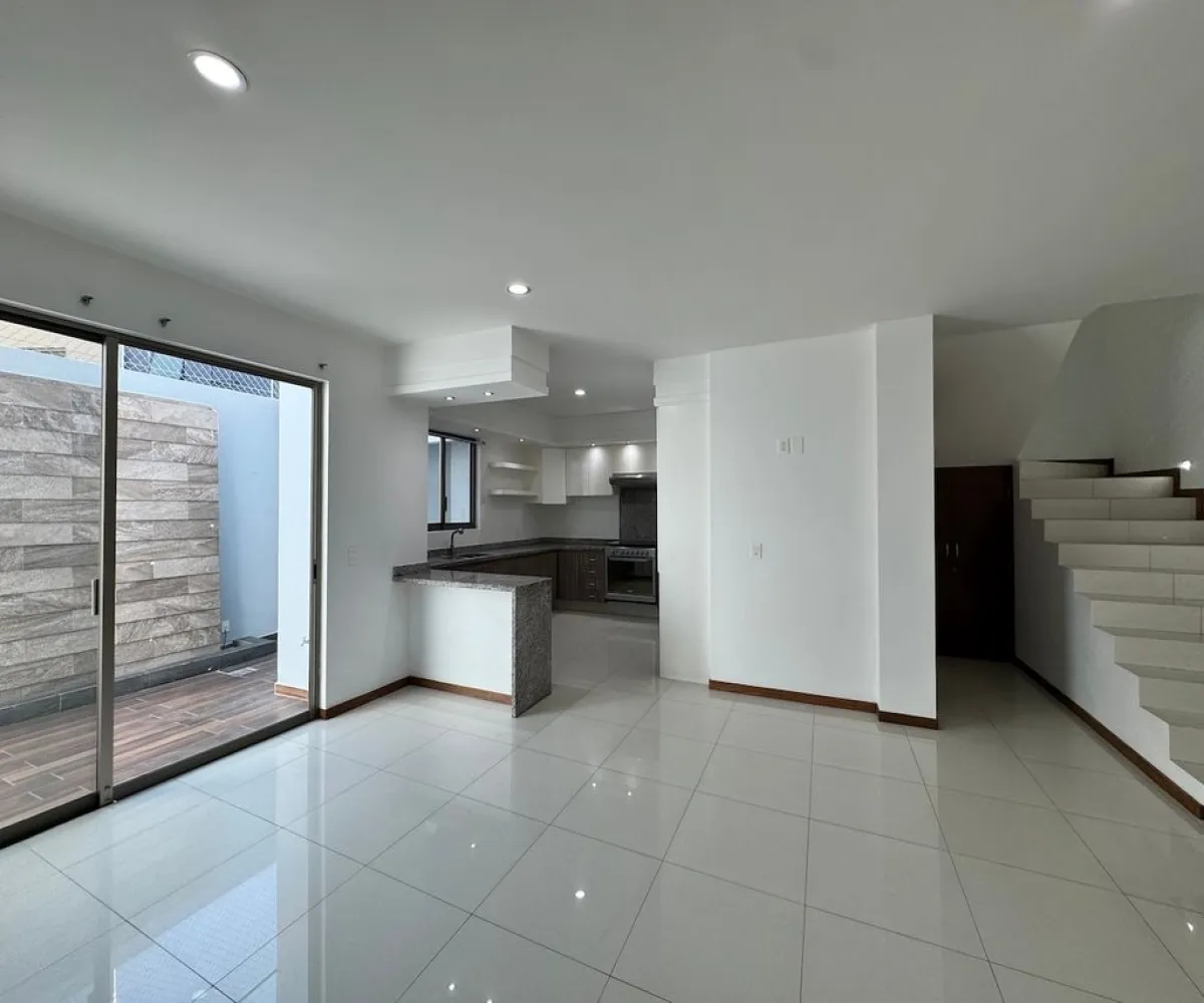 Casa En Venta,Los Almendros,Prolongación Río Blanco 1676, Zapopan, Jalisco 45135, 4 Habitaciones,3 Baños,Prolongación Río Blanco,3,pqSgwz2