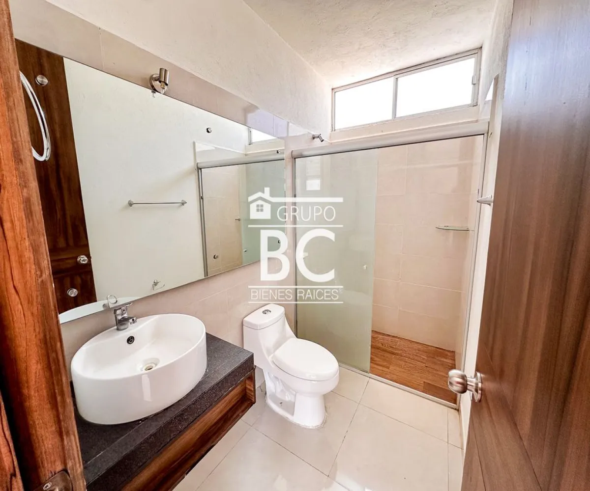 Casa En Venta,los espinos ,Francisco i madero 671 145, San Pedro Tlaquepaque, Jalisco 45597, 3 Habitaciones,3 Baños,Francisco i madero ,1,pl12yW4