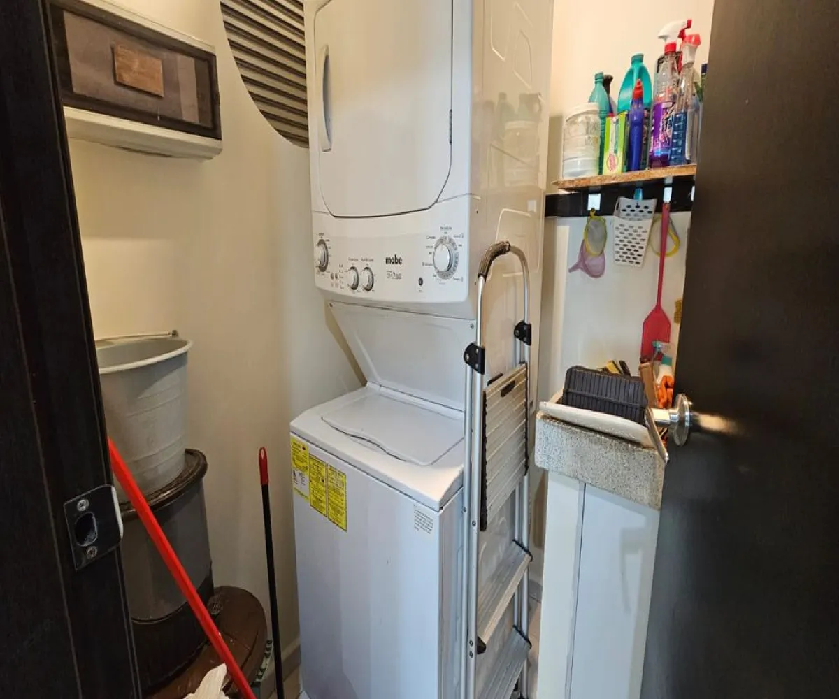 Departamento En Renta,Americana,Avenida Chapultepec Sur 480, Guadalajara, Jalisco 44140, 2 Habitaciones,2 Baños,Avenida Chapultepec Sur,1,pvYaQPN