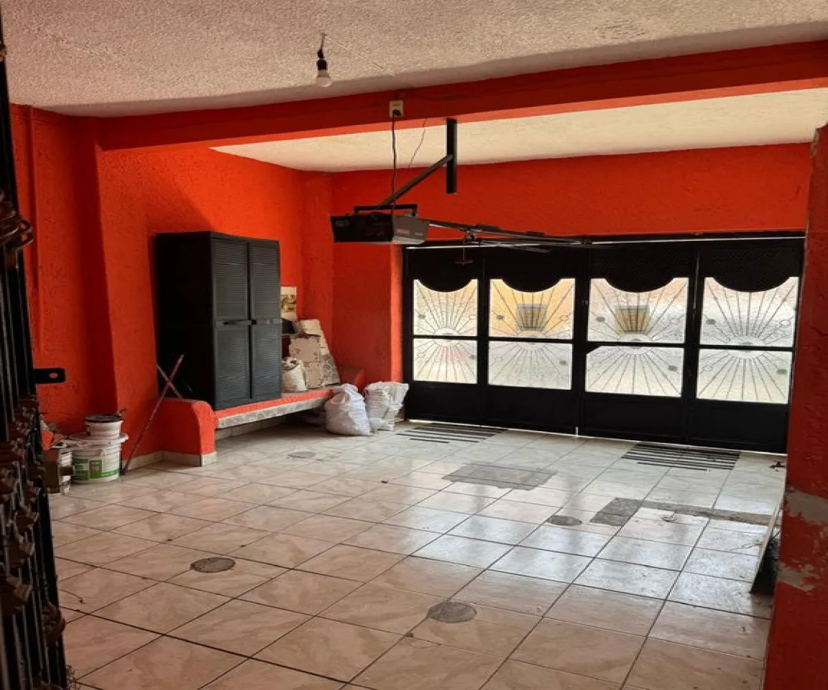 Casa En Venta,Alcalde Barranquitas,Calle Brillante 923, Guadalajara, Jalisco 44270, 4 Habitaciones,2 Baños,Calle Brillante,3,p5diRWv