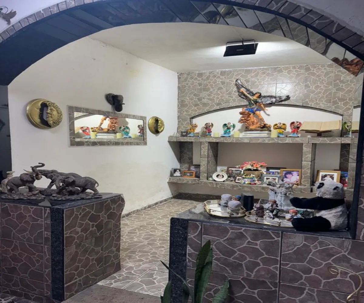 Casa En Venta,Alcalde Barranquitas,Calle Brillante 923, Guadalajara, Jalisco 44270, 4 Habitaciones,2 Baños,Calle Brillante,3,p5diRWv