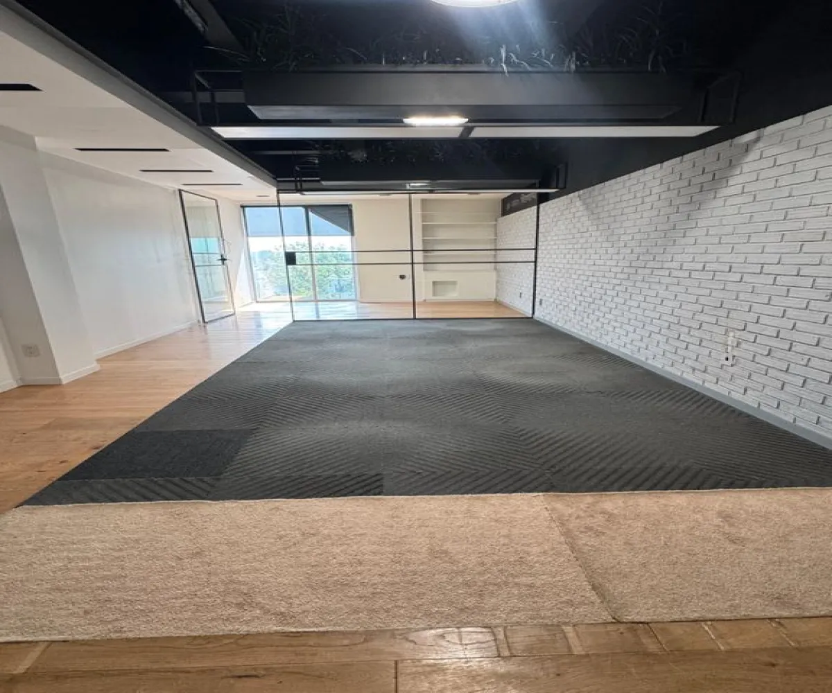 Oficina En Renta,Vallarta Universidad,Avenida Naciones Unidas 5528, Zapopan, Jalisco 45110,Avenida Naciones Unidas,1,pxy3QXr