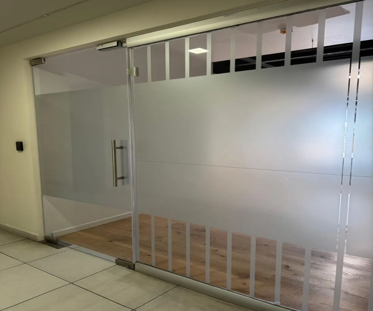 Oficina En Renta,Vallarta Universidad,Avenida Naciones Unidas 5528, Zapopan, Jalisco 45110,Avenida Naciones Unidas,1,pxy3QXr