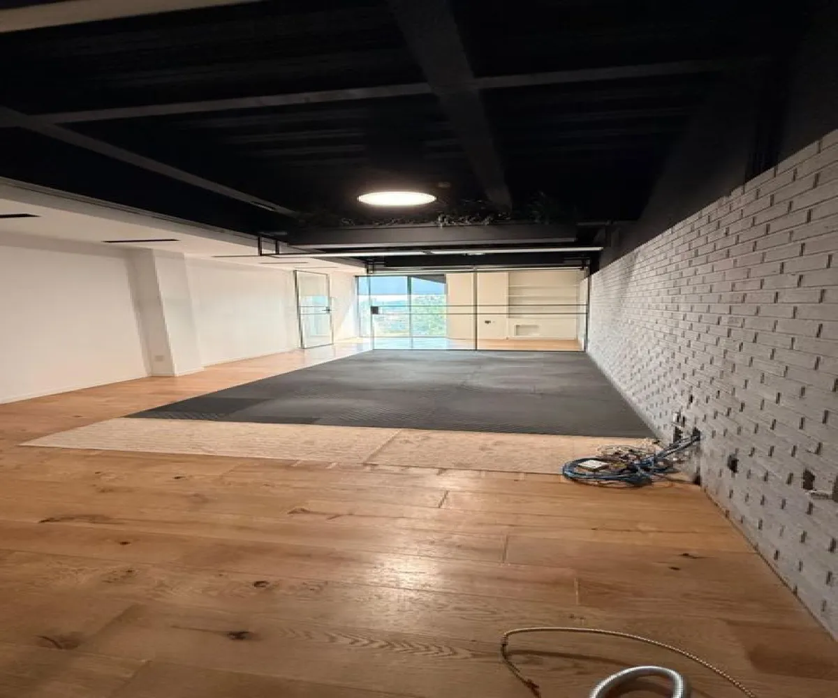 Oficina En Renta,Vallarta Universidad,Avenida Naciones Unidas 5528, Zapopan, Jalisco 45110,Avenida Naciones Unidas,1,pxy3QXr