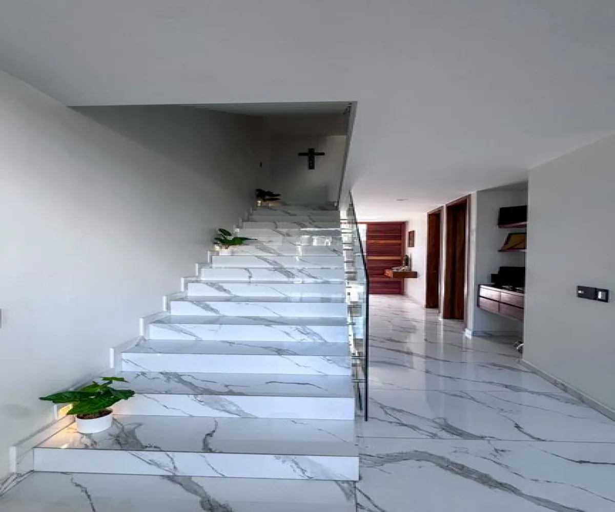 Casa En Venta,parques vallarta ,Paseo de la Estrella 3612, Zapopan, Jalisco 45222, 4 Habitaciones,4 Baños,Paseo de la Estrella,2,picavpn