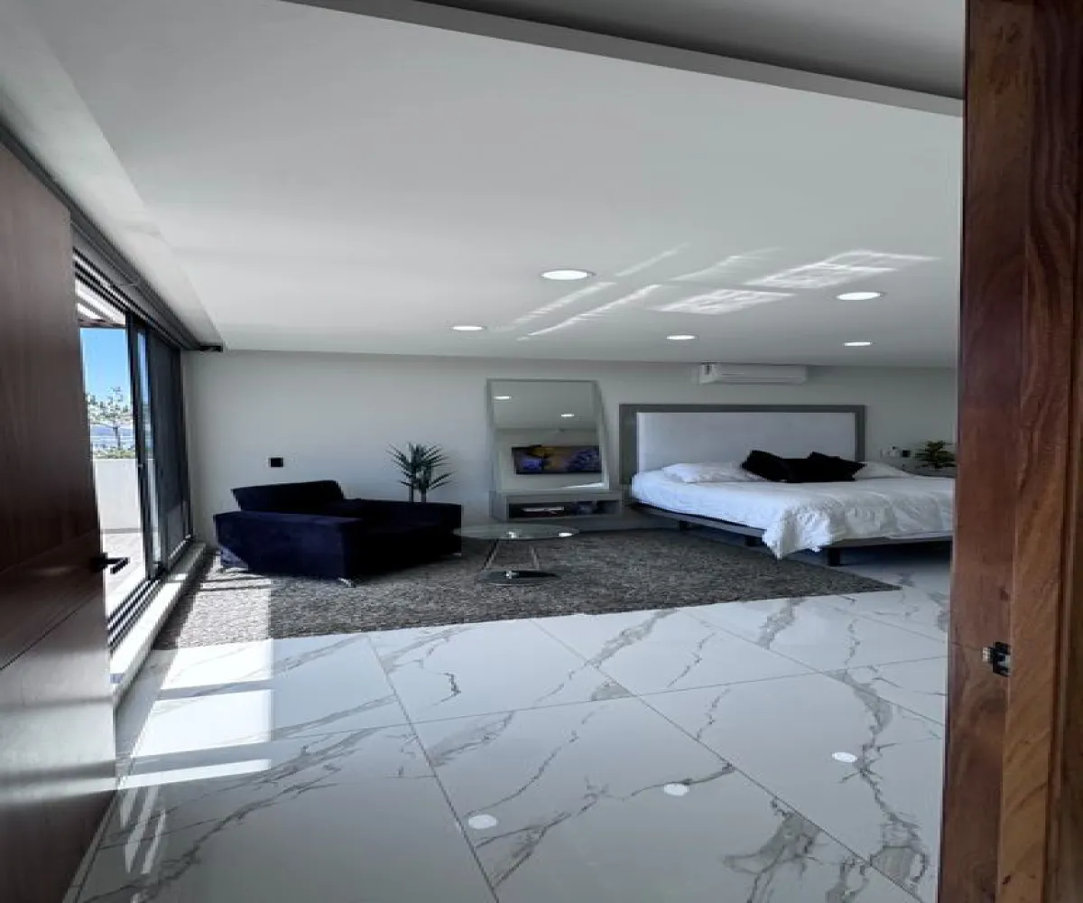 Casa En Venta,parques vallarta ,Paseo de la Estrella 3612, Zapopan, Jalisco 45222, 4 Habitaciones,4 Baños,Paseo de la Estrella,2,picavpn