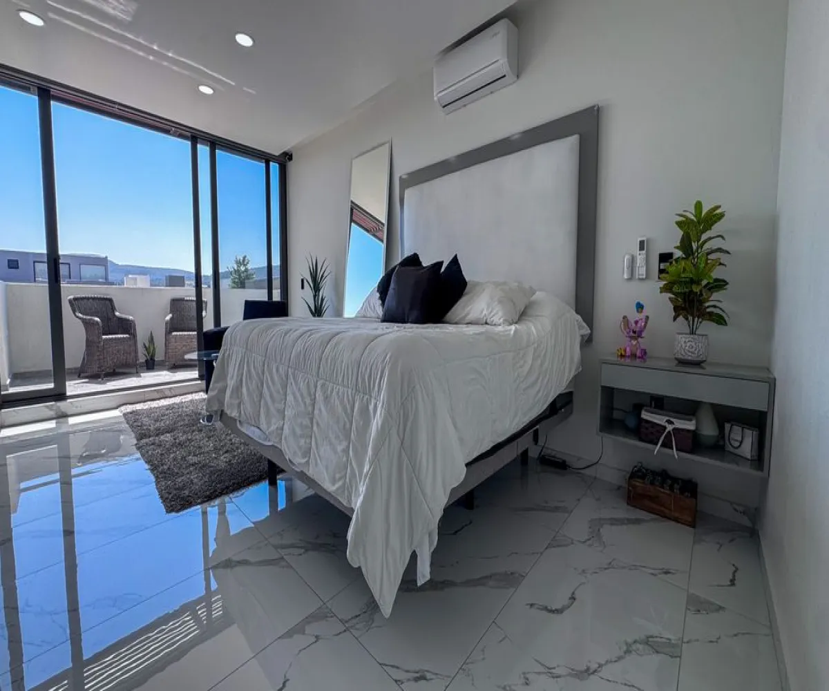 Casa En Venta,parques vallarta ,Paseo de la Estrella 3612, Zapopan, Jalisco 45222, 4 Habitaciones,4 Baños,Paseo de la Estrella,2,picavpn