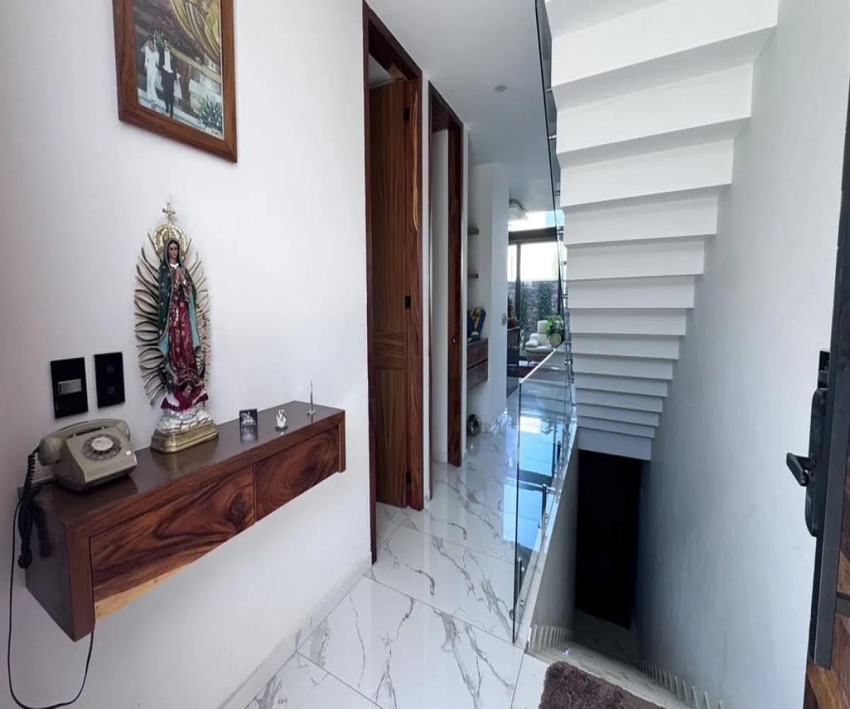 Casa En Venta,parques vallarta ,Paseo de la Estrella 3612, Zapopan, Jalisco 45222, 4 Habitaciones,4 Baños,Paseo de la Estrella,2,picavpn