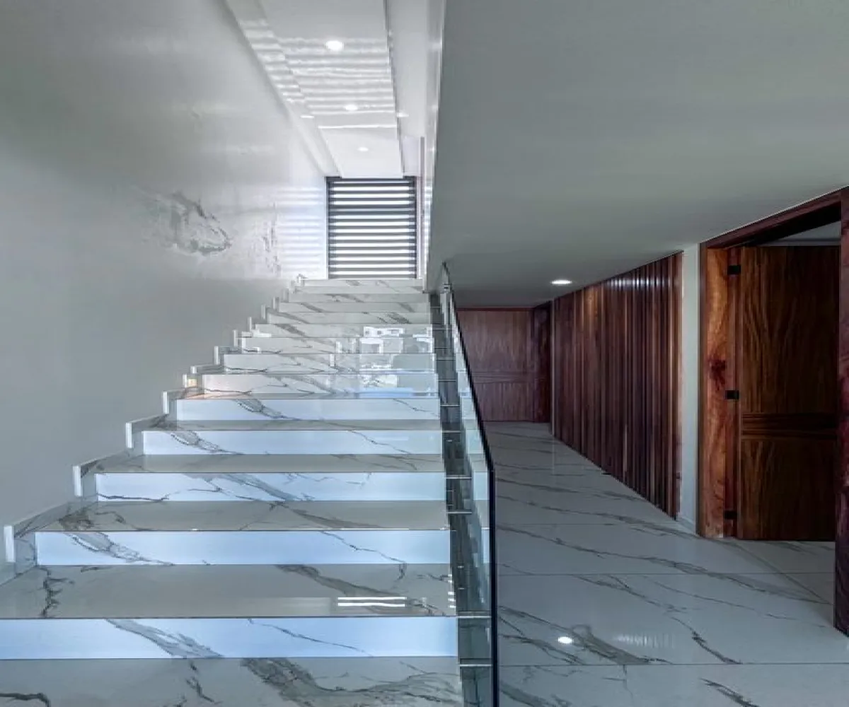 Casa En Venta,parques vallarta ,Paseo de la Estrella 3612, Zapopan, Jalisco 45222, 4 Habitaciones,4 Baños,Paseo de la Estrella,2,picavpn