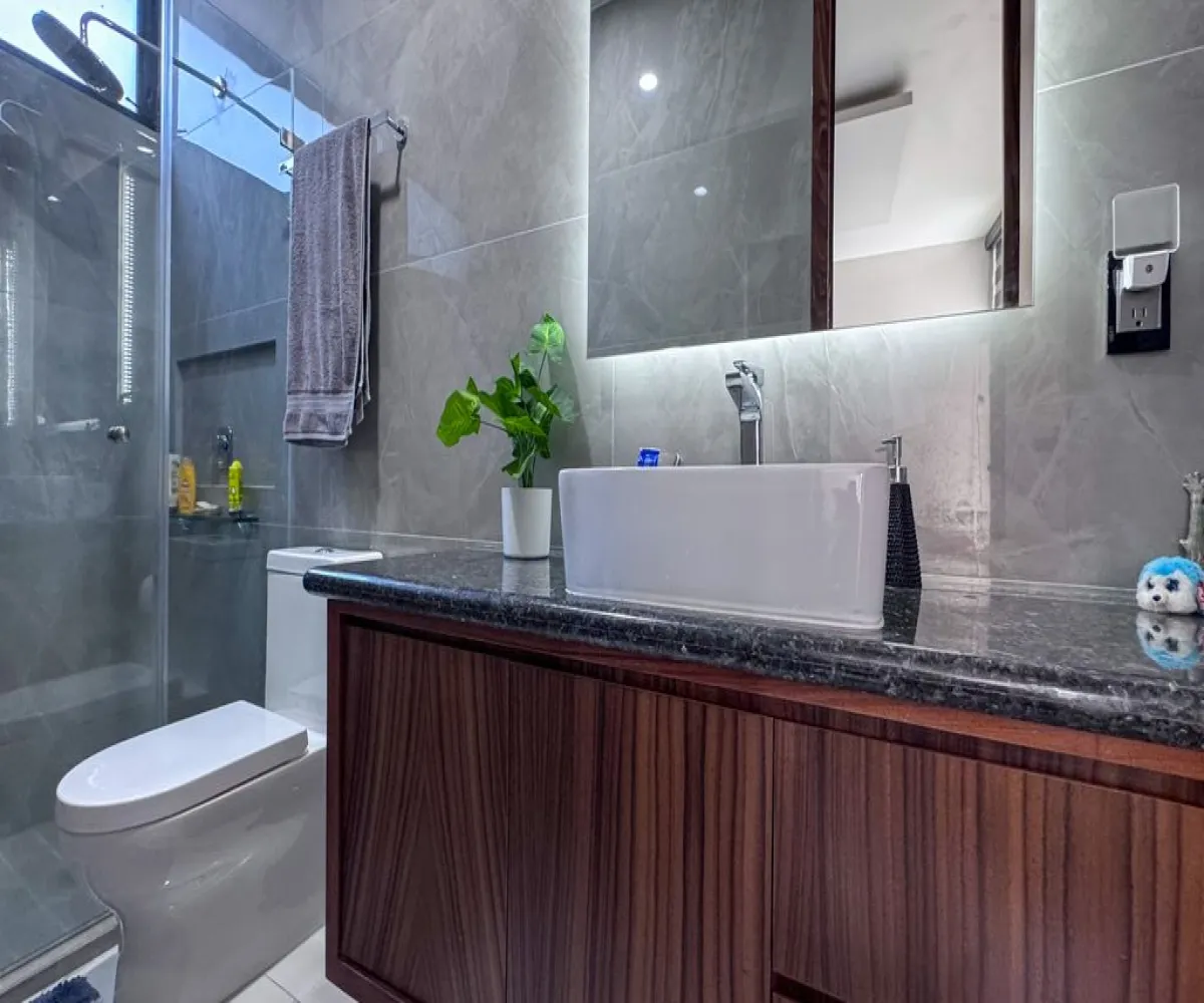 Casa En Venta,parques vallarta ,Paseo de la Estrella 3612, Zapopan, Jalisco 45222, 4 Habitaciones,4 Baños,Paseo de la Estrella,2,picavpn