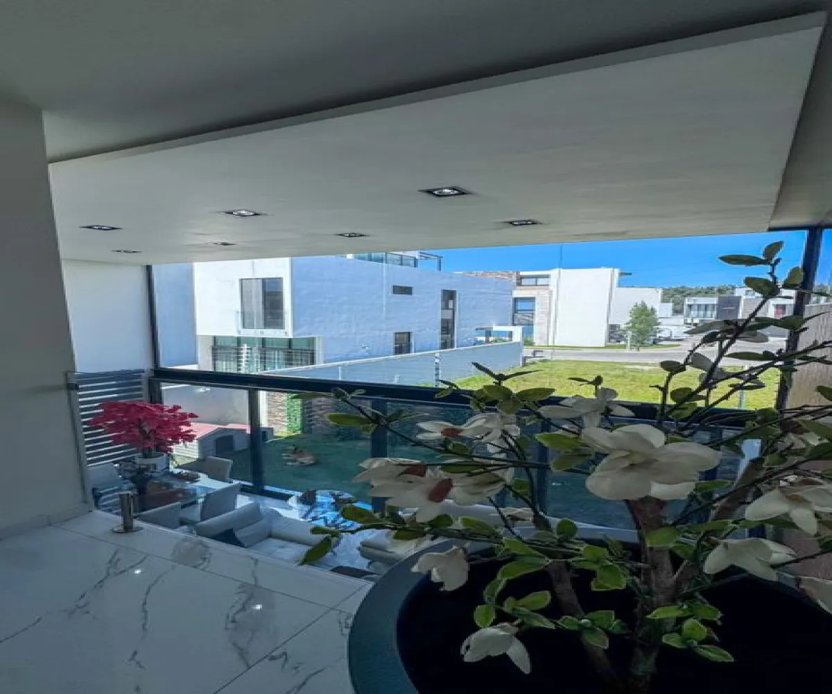 Casa En Venta,parques vallarta ,Paseo de la Estrella 3612, Zapopan, Jalisco 45222, 4 Habitaciones,4 Baños,Paseo de la Estrella,2,picavpn