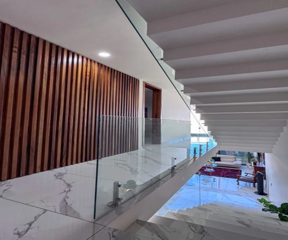 Casa En Venta,parques vallarta ,Paseo de la Estrella 3612, Zapopan, Jalisco 45222, 4 Habitaciones,4 Baños,Paseo de la Estrella,2,picavpn