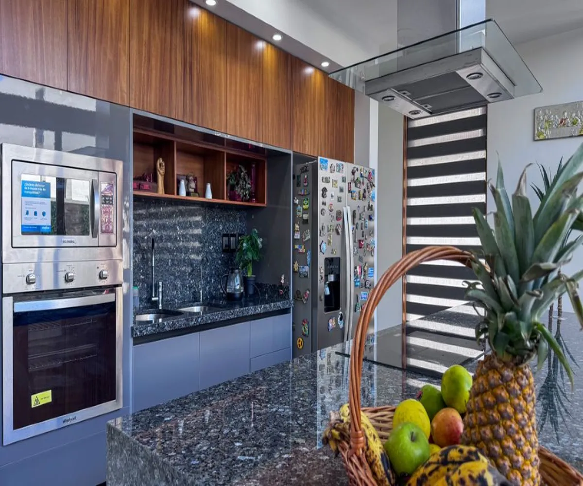 Casa En Venta,parques vallarta ,Paseo de la Estrella 3612, Zapopan, Jalisco 45222, 4 Habitaciones,4 Baños,Paseo de la Estrella,2,picavpn