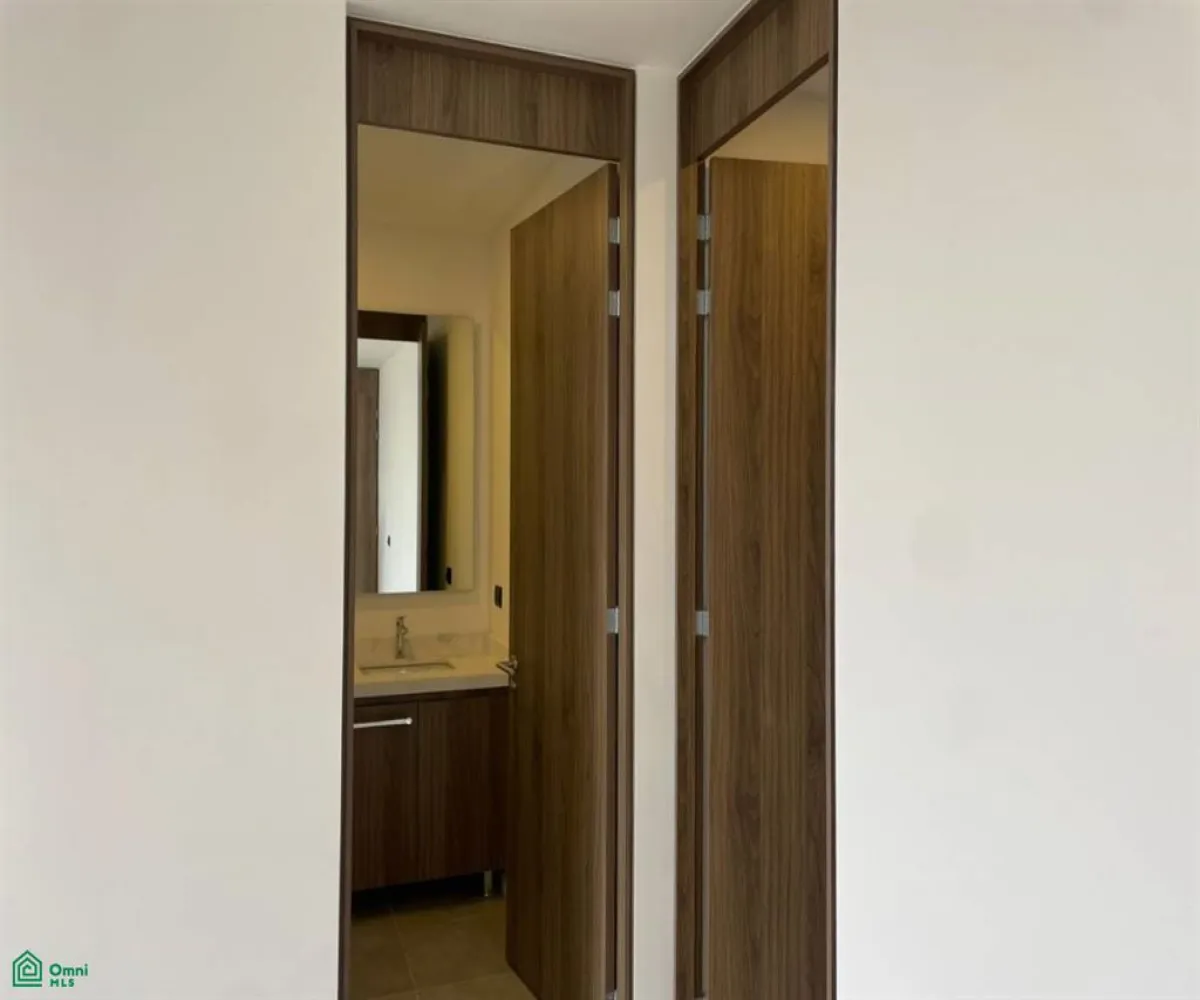 Departamento En Renta,Punto Sur,Avenida Punto sur 724 int. 1404 T2, Tlajomulco de Zuniga, Jalisco 45645, 2 Habitaciones,2 Baños,Avenida Punto sur,3,MX251037827