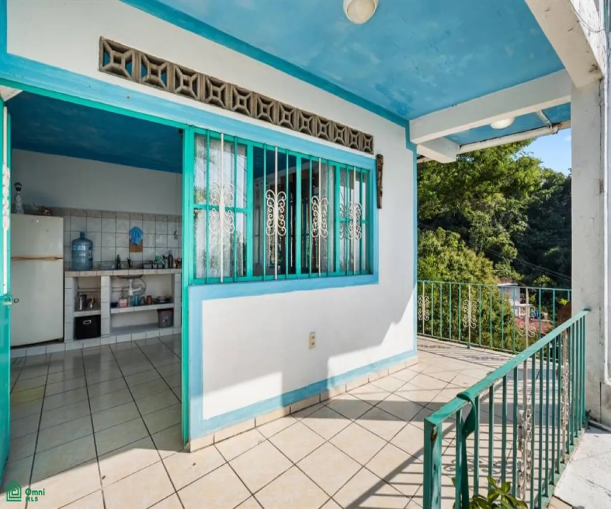 Casa En Venta,El Cerro,Andador Ecuador 582, Puerto Vallarta, Jalisco 48304, 2 Habitaciones,2 Baños,Andador Ecuador,MX251037882