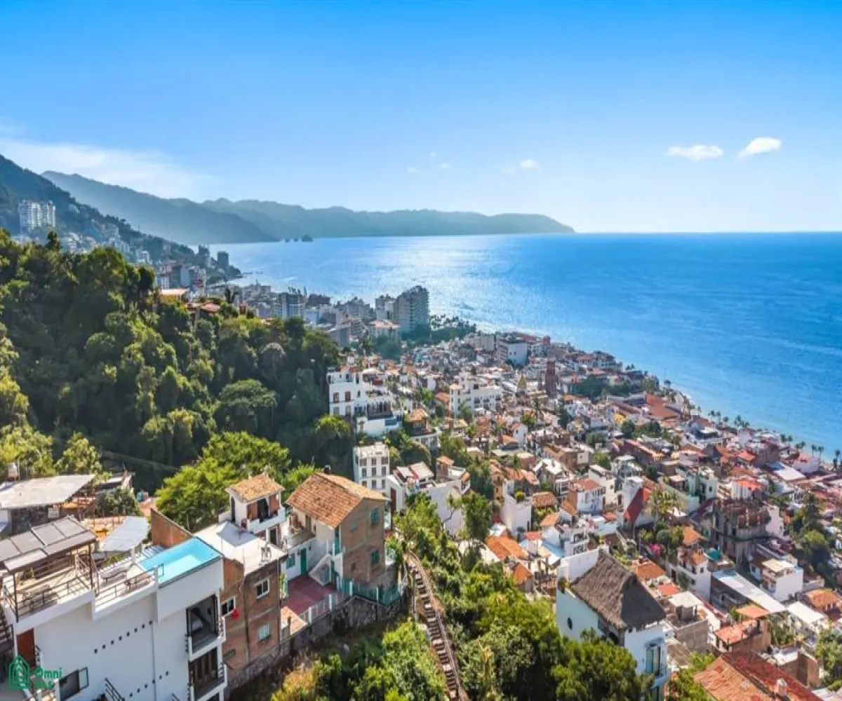 Casa En Venta,El Cerro,Andador Ecuador 582, Puerto Vallarta, Jalisco 48304, 2 Habitaciones,2 Baños,Andador Ecuador,MX251037882