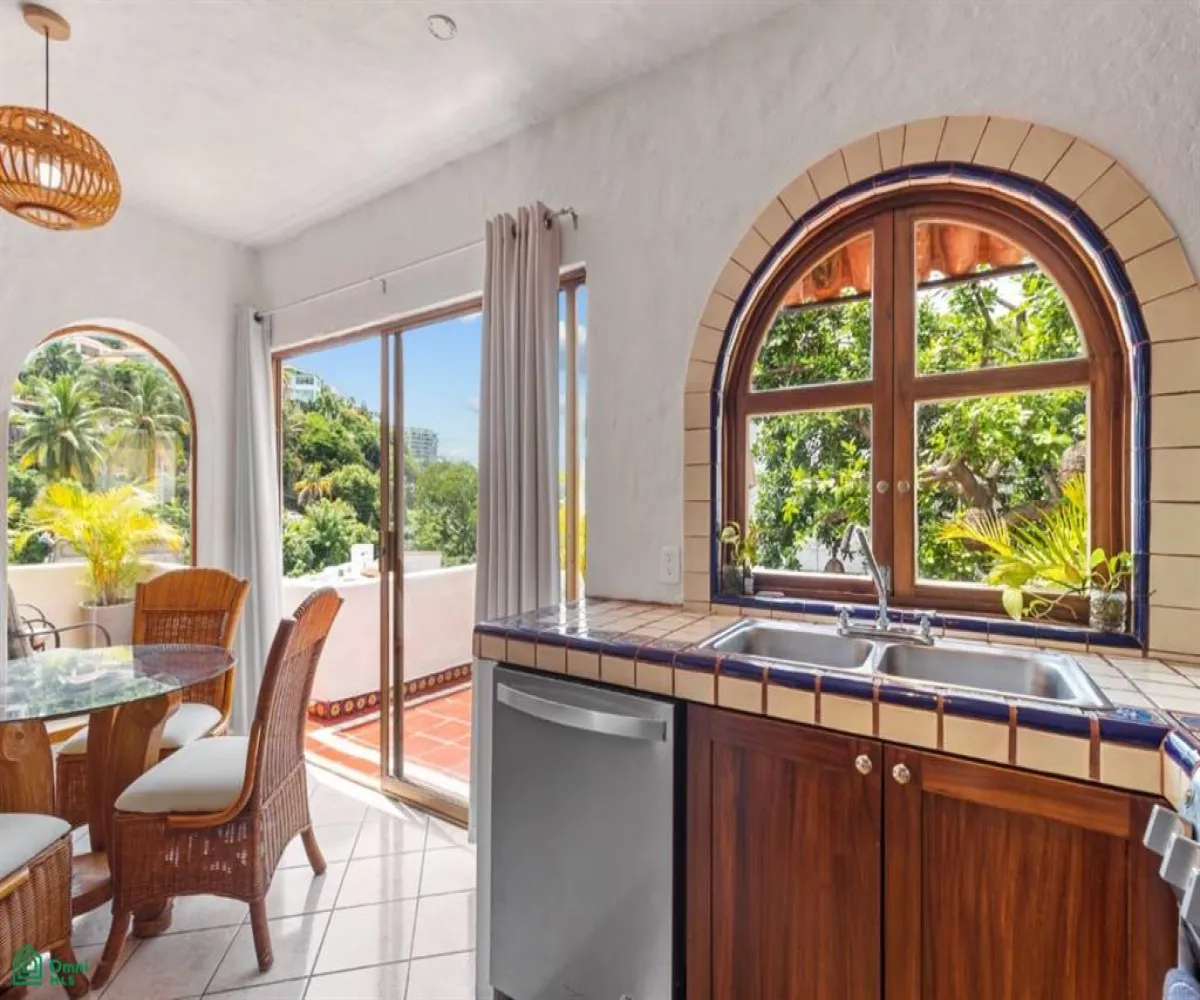 Departamento En Venta,Emiliano Zapata,Pino Suarez 580 Int.8, Puerto Vallarta, Jalisco 48380, 2 Habitaciones,2 Baños,Pino Suarez,MX251037961