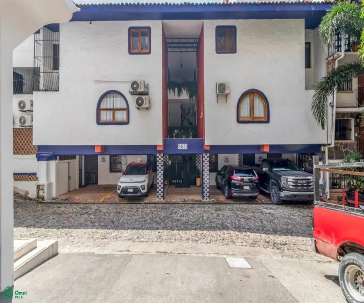 Departamento En Venta,Emiliano Zapata,Pino Suarez 580 Int.8, Puerto Vallarta, Jalisco 48380, 2 Habitaciones,2 Baños,Pino Suarez,MX251037961