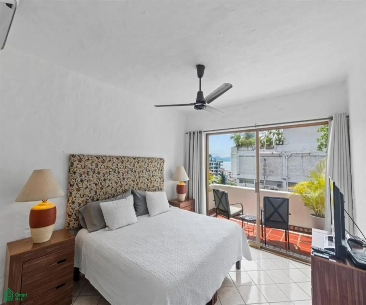 Departamento En Venta,Emiliano Zapata,Pino Suarez 580 Int.8, Puerto Vallarta, Jalisco 48380, 2 Habitaciones,2 Baños,Pino Suarez,MX251037961