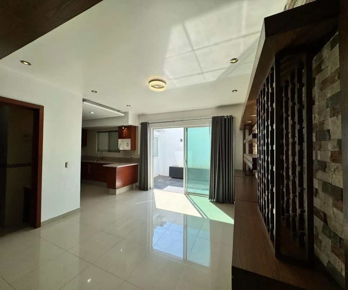 Casa En Renta,La Cima,Avenida la Cima 296, Zapopan, Jalisco 45134, 4 Habitaciones,3 Baños,Avenida la Cima,2,psBBTF4