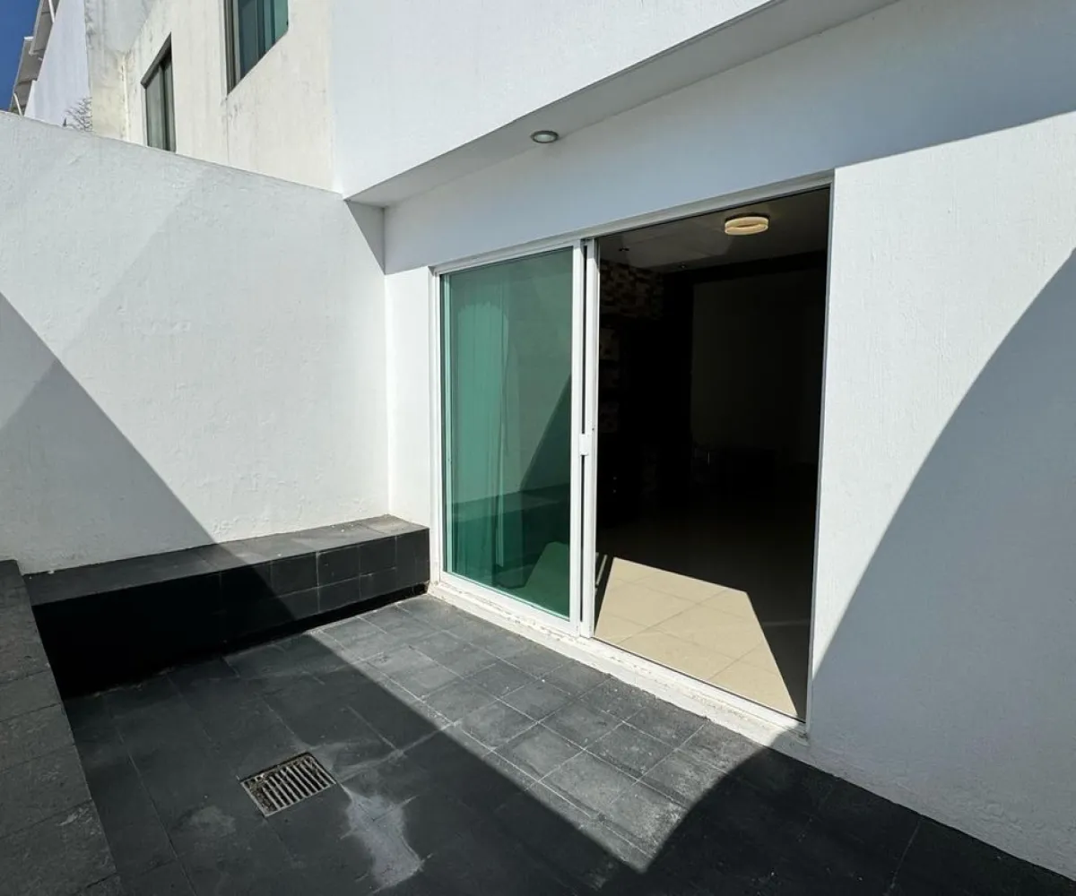 Casa En Renta,La Cima,Avenida la Cima 296, Zapopan, Jalisco 45134, 4 Habitaciones,3 Baños,Avenida la Cima,2,psBBTF4