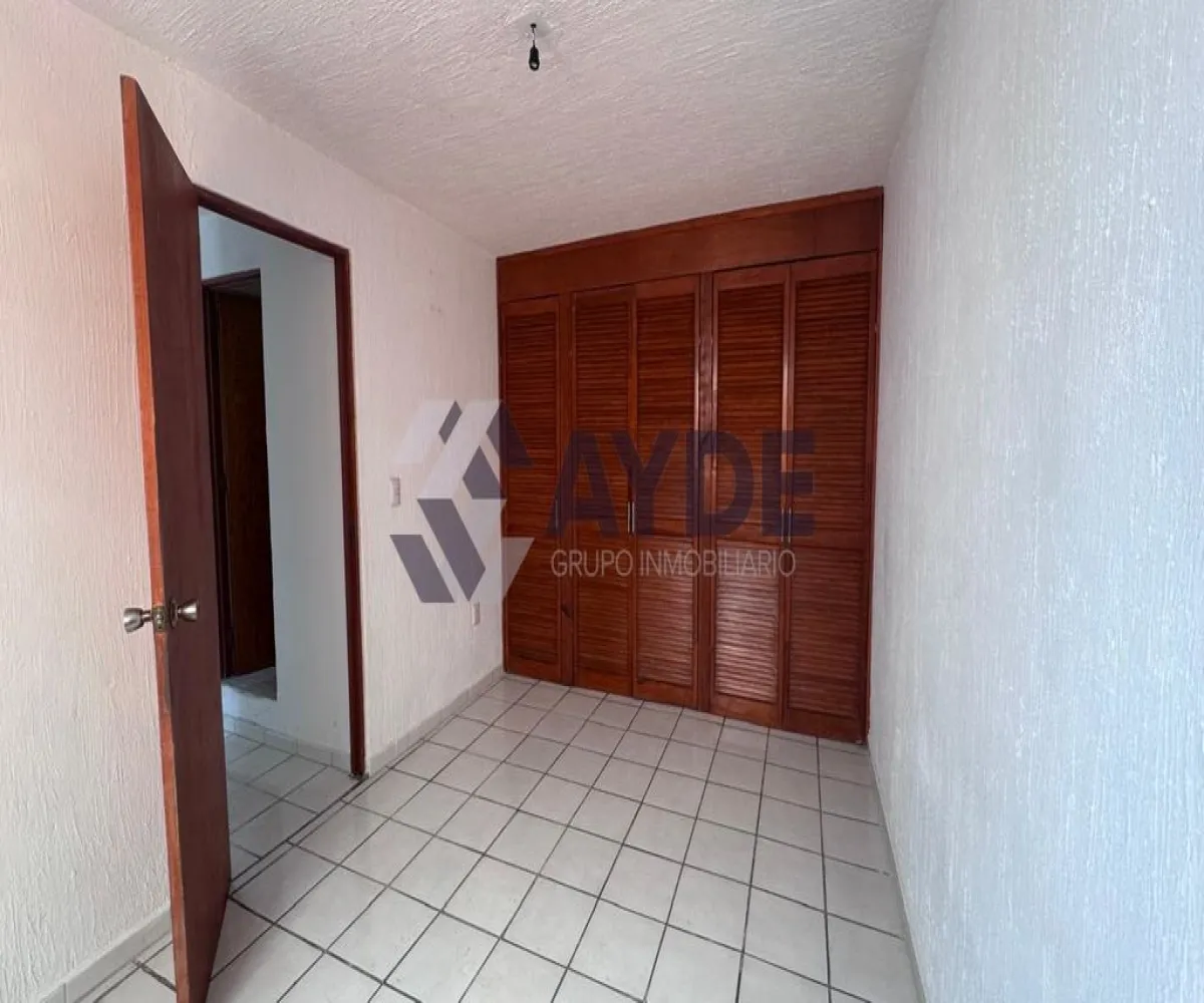 Casa En Venta,La Paz,Avenida San Rafael 829, Guadalajara, Jalisco 44860, 2 Habitaciones,1 Baño,Avenida San Rafael,1,poOljVB
