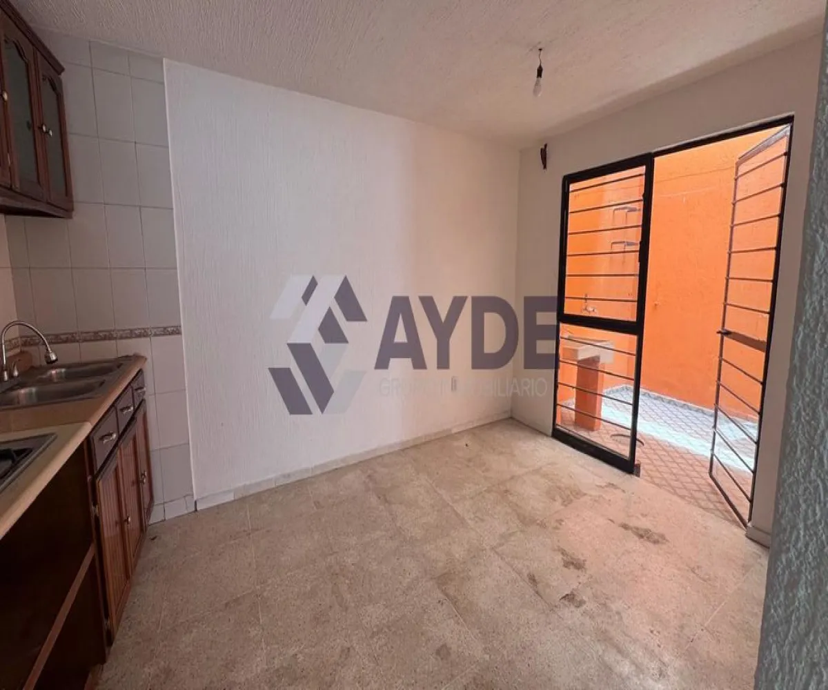Casa En Venta,La Paz,Avenida San Rafael 829, Guadalajara, Jalisco 44860, 2 Habitaciones,1 Baño,Avenida San Rafael,1,poOljVB