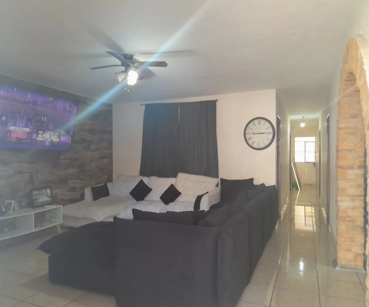 Casa En Venta,Paseos del Briseño,Paseo de Los Adolecentes S/N, Zapopan, Jalisco 45236, 3 Habitaciones,1 Baño,Paseo de Los Adolecentes,1,pgDh4f5