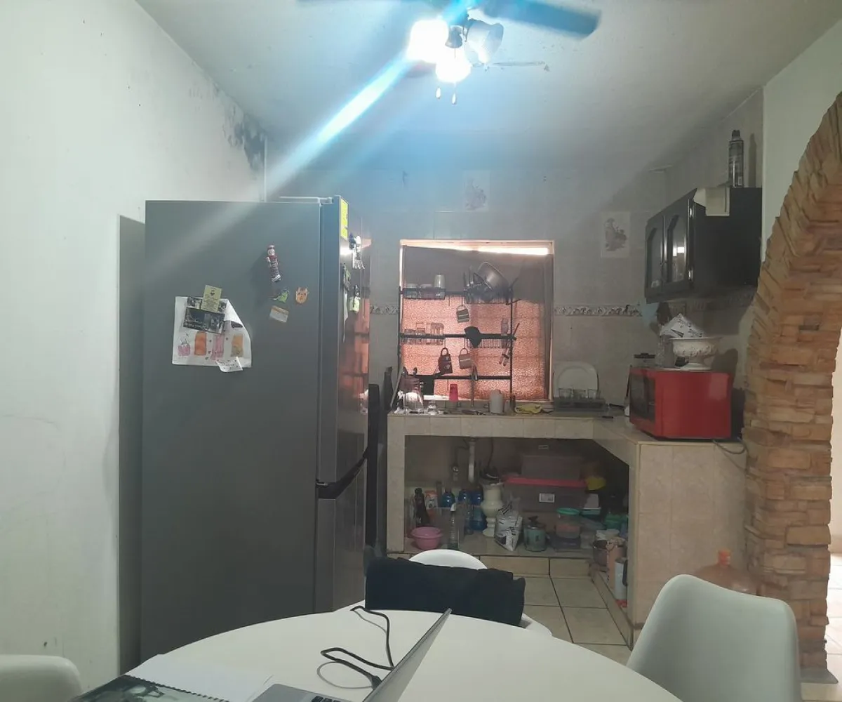 Casa En Venta,Paseos del Briseño,Paseo de Los Adolecentes S/N, Zapopan, Jalisco 45236, 3 Habitaciones,1 Baño,Paseo de Los Adolecentes,1,pgDh4f5