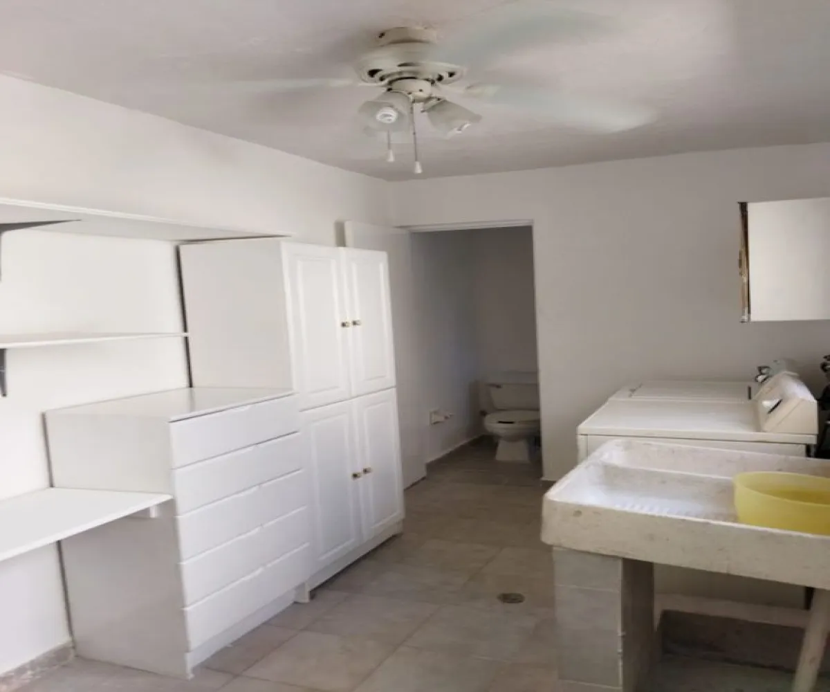 Casa En Venta,Torres de Satélite,Paseo de la Reforma 6515, Monterrey, Nuevo León 64950, 3 Habitaciones,3 Baños,Paseo de la Reforma,2,pjFuOBD