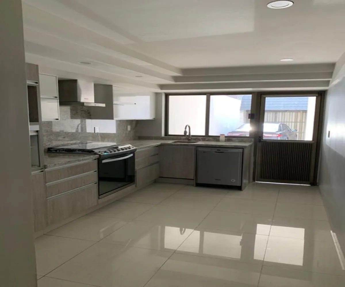 Casa En Renta,Vallarta Norte,Calle Isabel la Católica 20, Guadalajara, Jalisco 44690, 4 Habitaciones,4 Baños,Calle Isabel la Católica,2,pAcWKZs