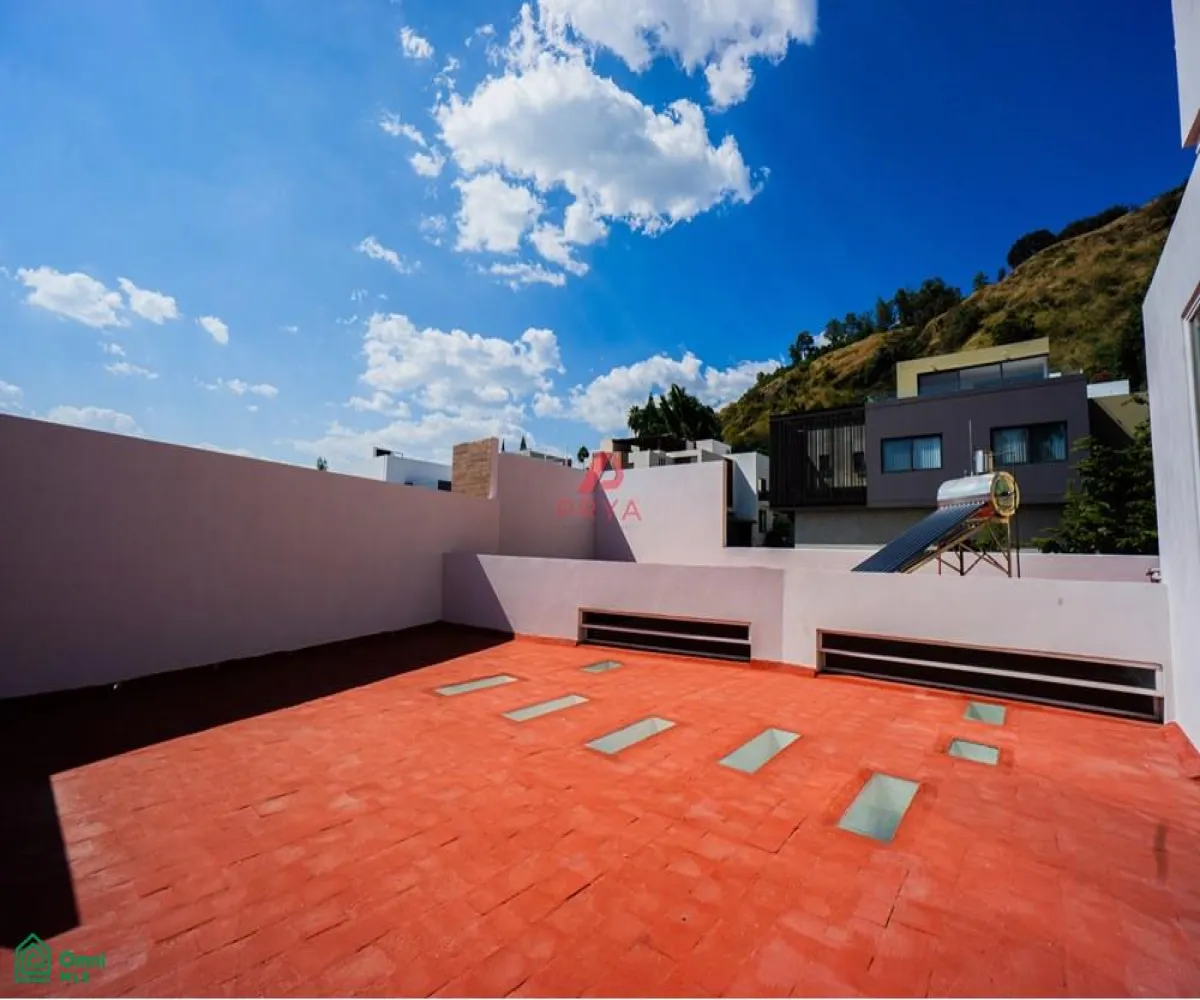 Casa En Venta,Lago Nogal,pabellón 5, Tlajomulco de Zuniga, Jalisco 45645, 4 Habitaciones,3 Baños,pabellón,MX251038114