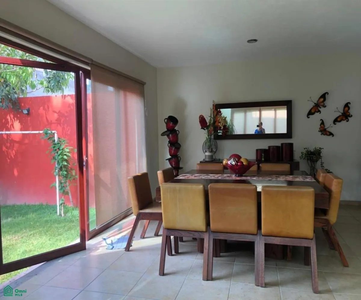 Casa En Venta,Jardín Real,Jardín de Las Victorias 2 - 133, Zapopan, Jalisco 45136, 4 Habitaciones,4 Baños,Jardín de Las Victorias,2,MX251038499